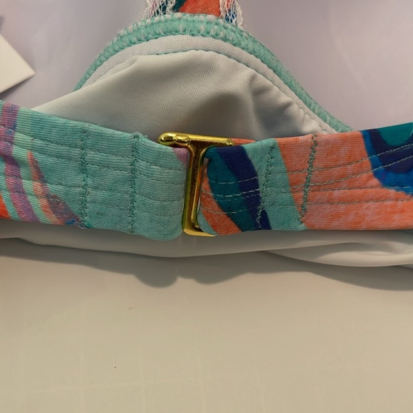 New W/Tags! One Piece Low Back Swimsuit - Picture 7 of 10